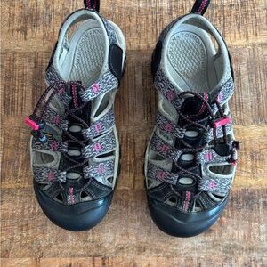 Keen Women's Waterproof Sandals - Black/Bright Rose